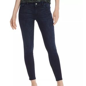 DL1961 Emma Low-Rise Skinny Jeans in Nicholson